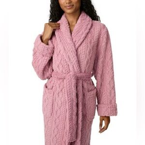 Room Service Cozy Pink Women's Robe - Size Small - NWT